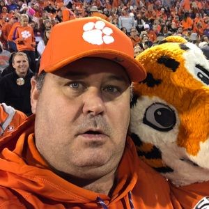 Meet your Posher, Gerald